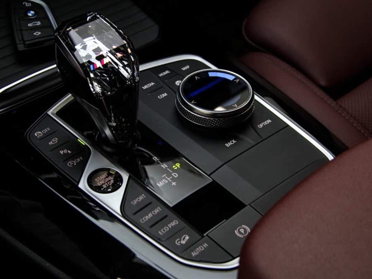 寶馬 寶馬X3  2022款 改款 xDrive30i 領(lǐng)先型 M曜夜套裝圖片
