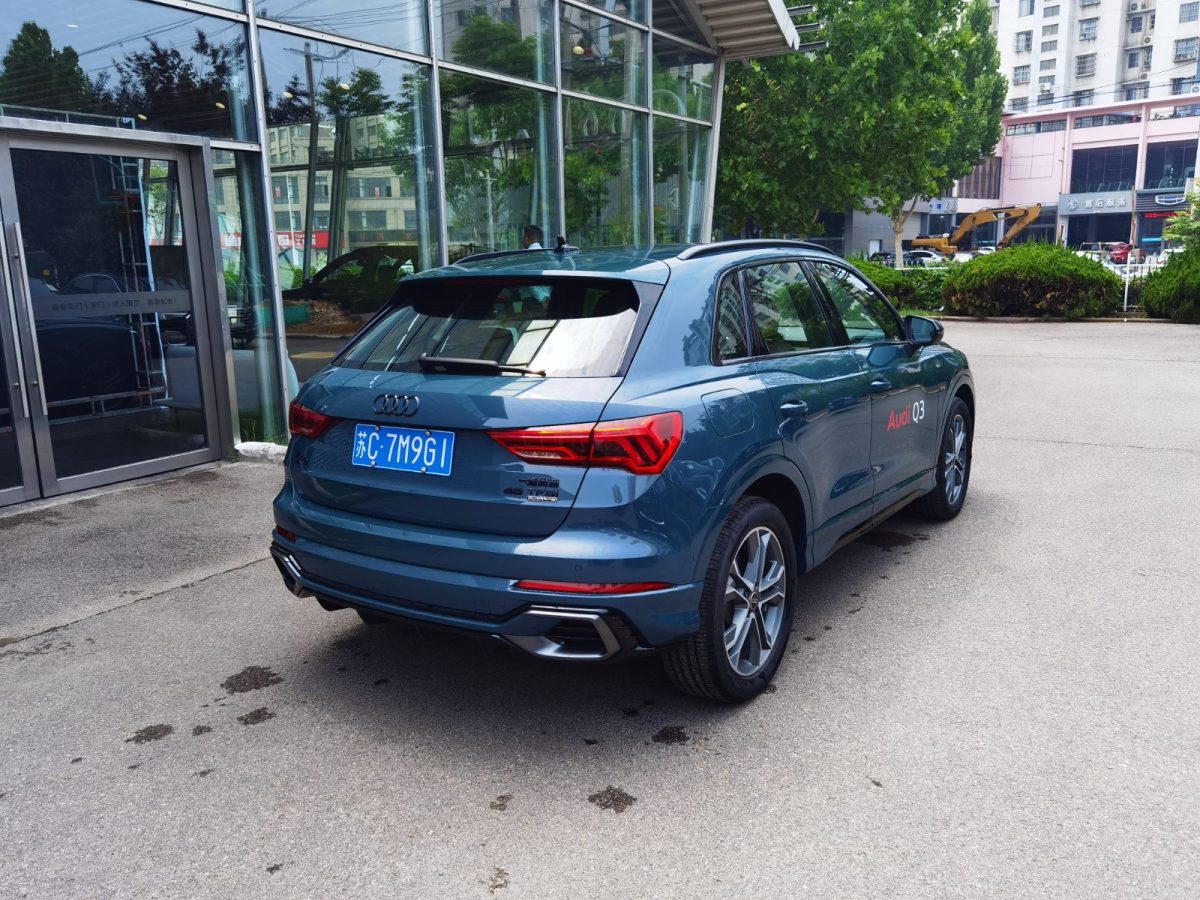 奧迪 奧迪Q3  2023款 改款 45 TFSI quattro 時尚動感型圖片