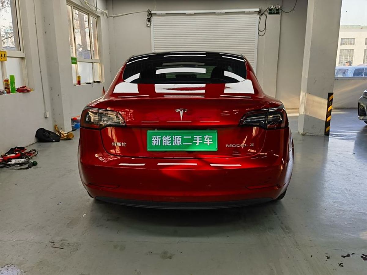 特斯拉 Model 3  2019款 標(biāo)準(zhǔn)續(xù)航后驅(qū)升級(jí)版圖片