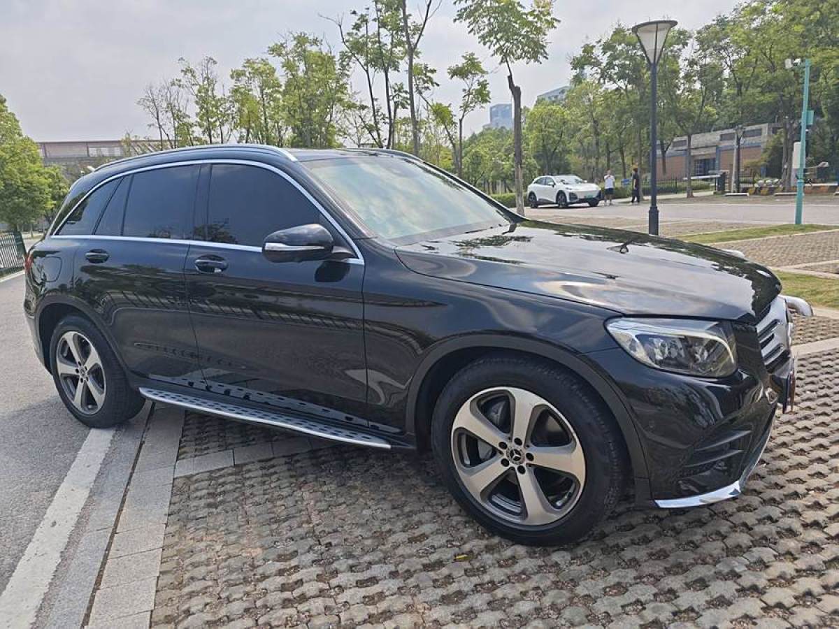 奔馳 奔馳GLC  2017款 GLC 300 4MATIC 動(dòng)感型圖片