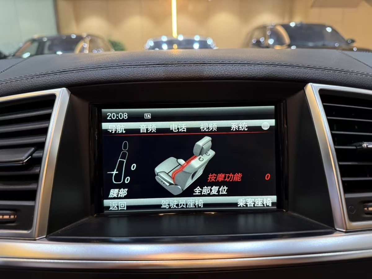 奔馳 奔馳GL級(jí)AMG  2014款 AMG GL 63圖片