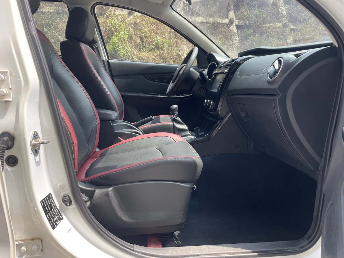 北汽幻速 S3  2015款 1.5L 舒适型 国V图片