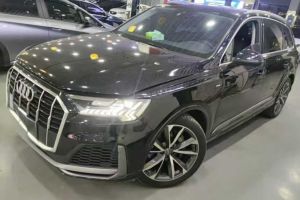 奧迪Q7 奧迪 45 TFSI quattro S line豪華型