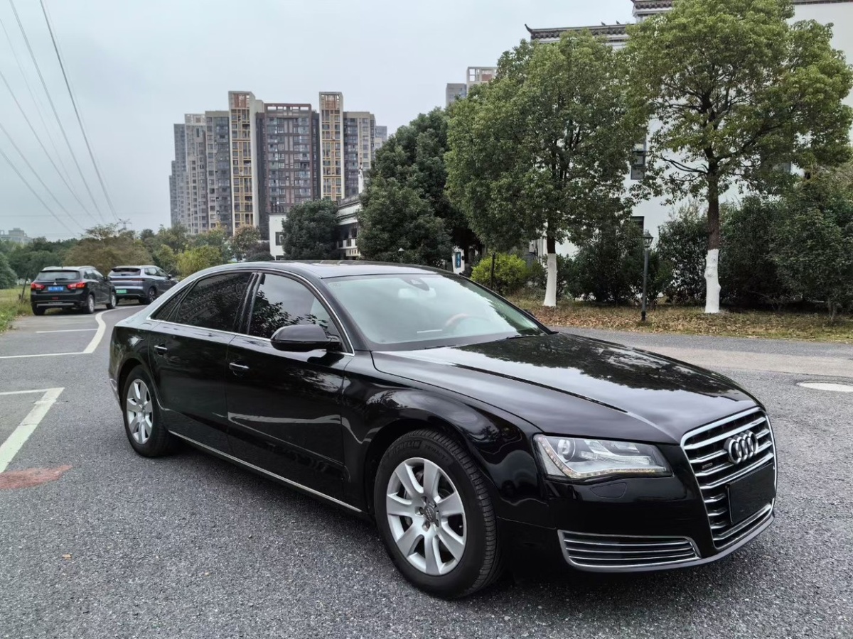 奧迪 奧迪A8  2013款 A8L 45 TFSI quattro豪華型圖片