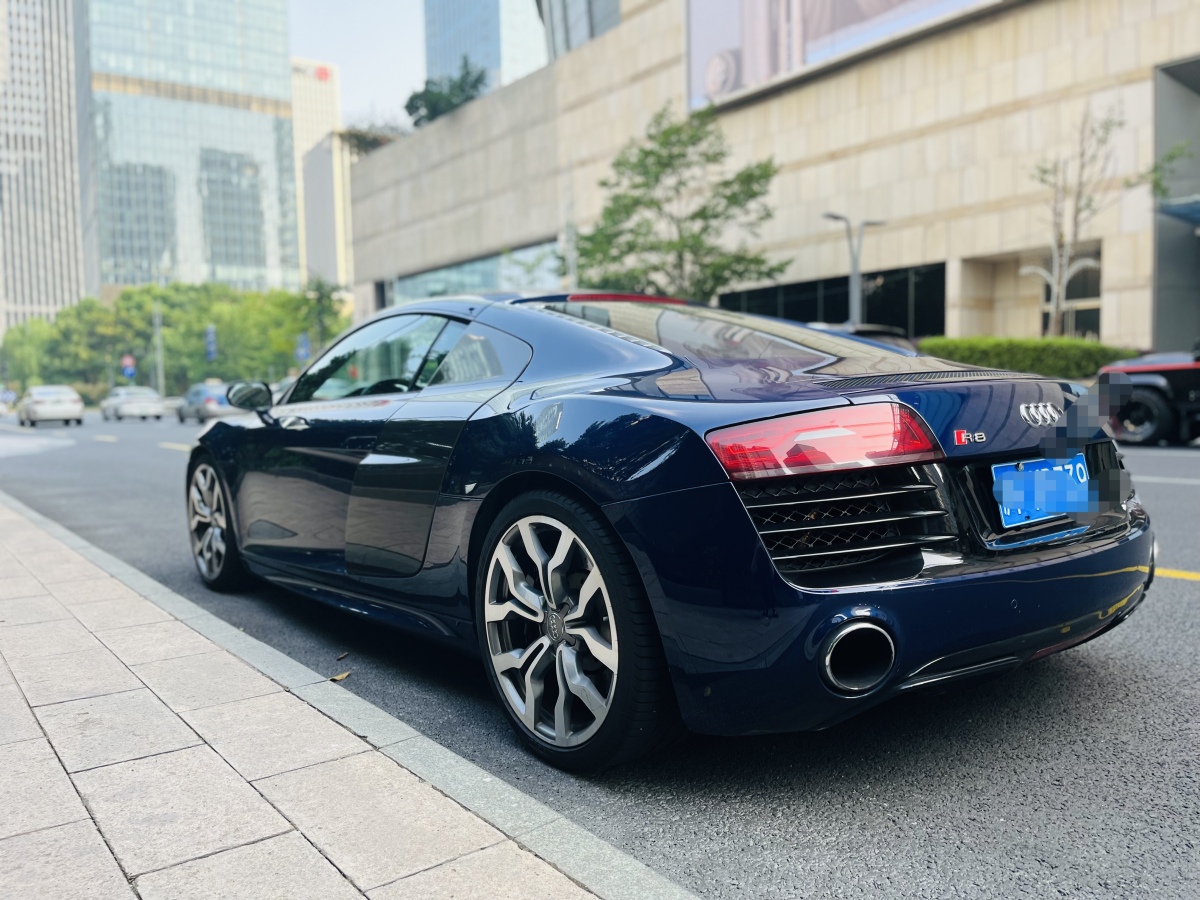 奥迪 奥迪r8  2014款 5 2 fsi quattro图片