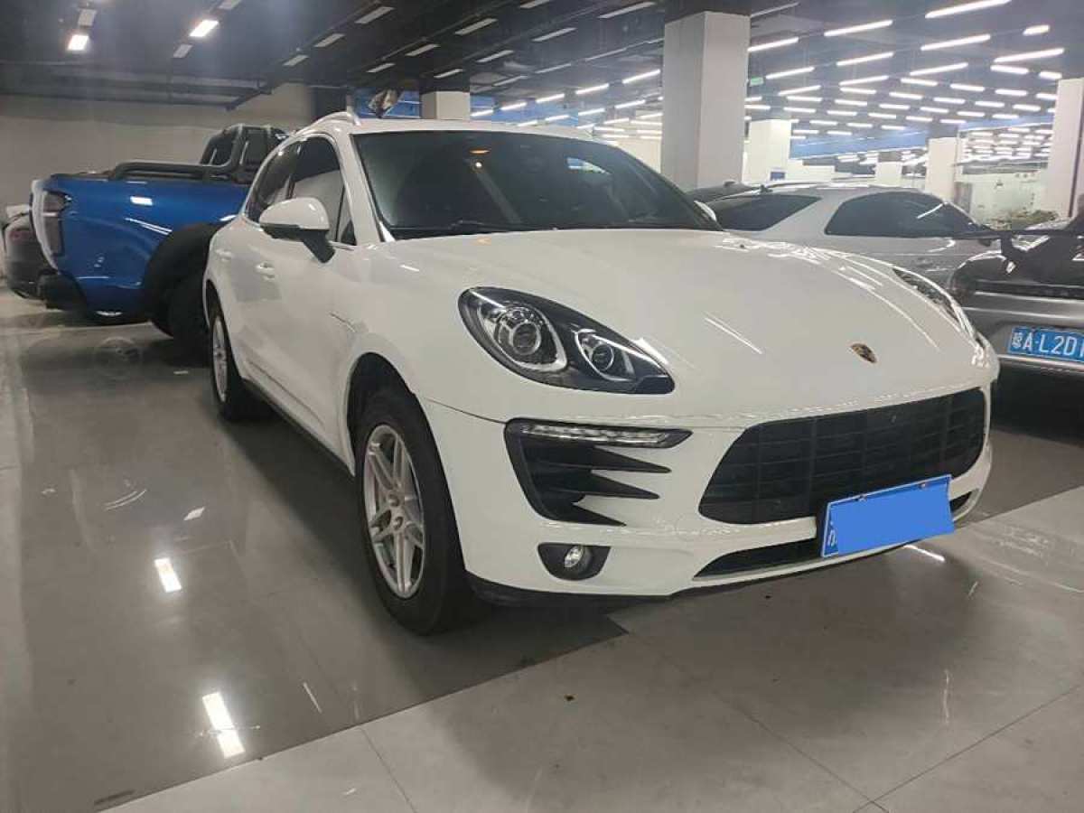 2018年1月保時(shí)捷 Macan  2017款 Macan 2.0T