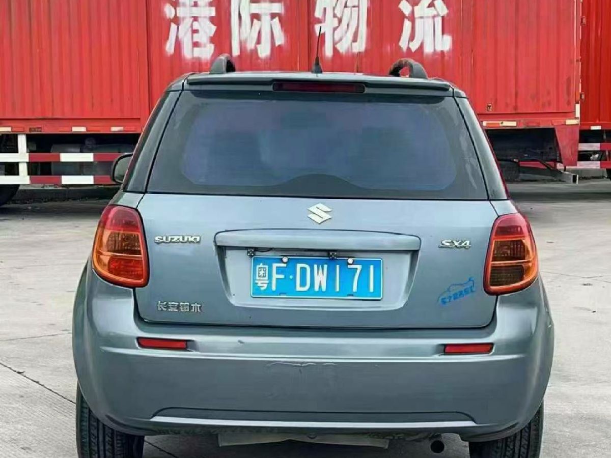 鈴木 天語(yǔ)  2011款 SX4 1.6L 兩廂靈動(dòng)型圖片