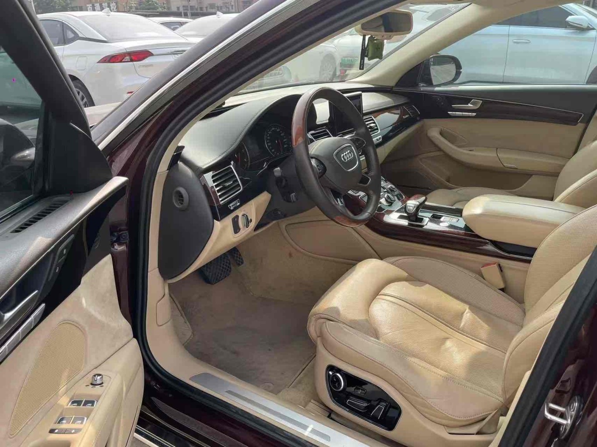 奧迪 奧迪A8  2011款 A8L 3.0 TFSI quattro舒適型(213kW)圖片