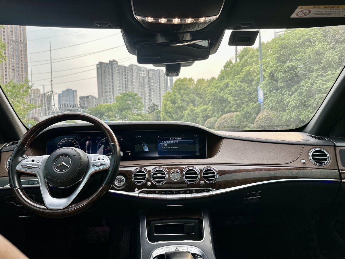 2019年7月奔驰 奔驰S级  2019款 S 350 L 尊贵型