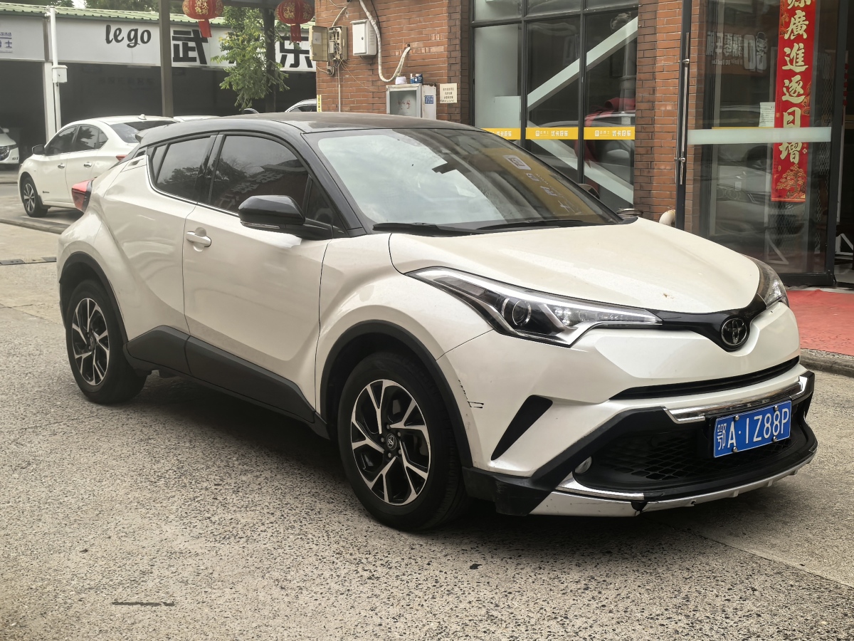豐田 C-HR  2020款 2.0L 領先版圖片
