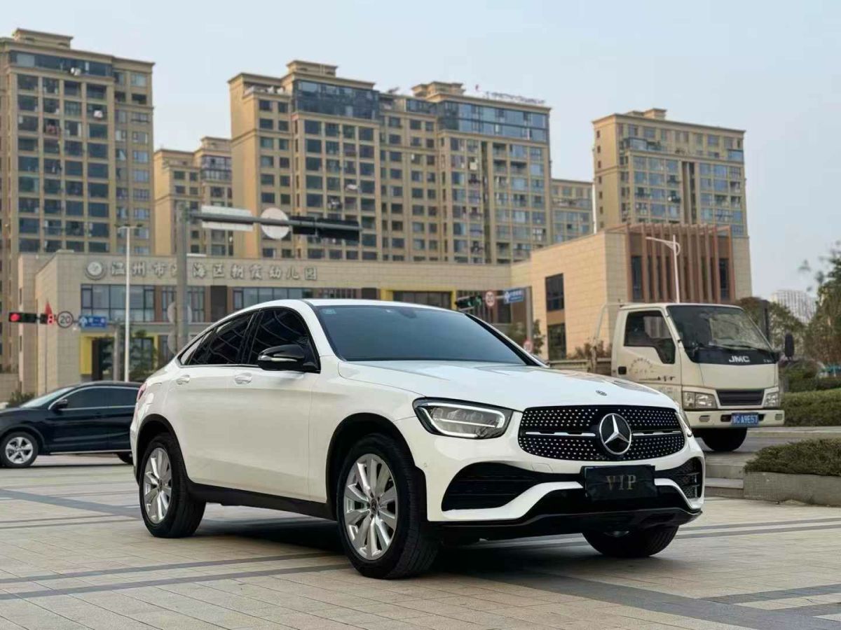 奔馳 奔馳GLC轎跑 AMG  2020款 AMG GLC 43 4MATIC 轎跑SUV圖片