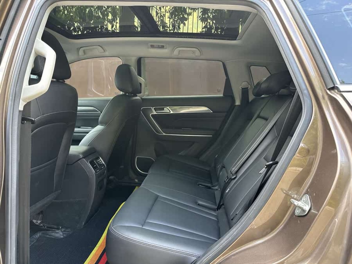 哈弗 H6 Coupe  2018款 藍(lán)標(biāo) 1.5T 自動兩驅(qū)超豪型圖片