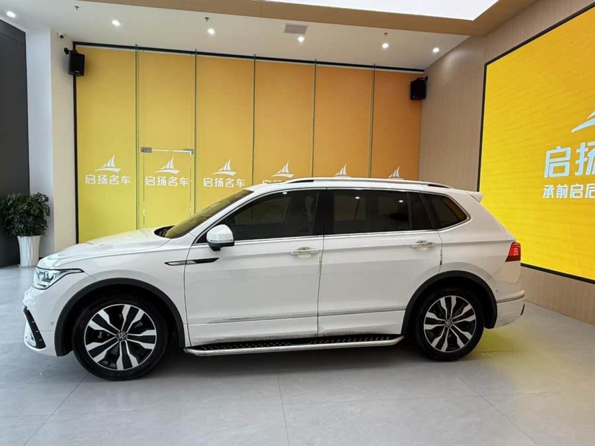 大眾 途觀L  2023款 改款 330TSI 自動(dòng)兩驅(qū)R-Line越享版圖片