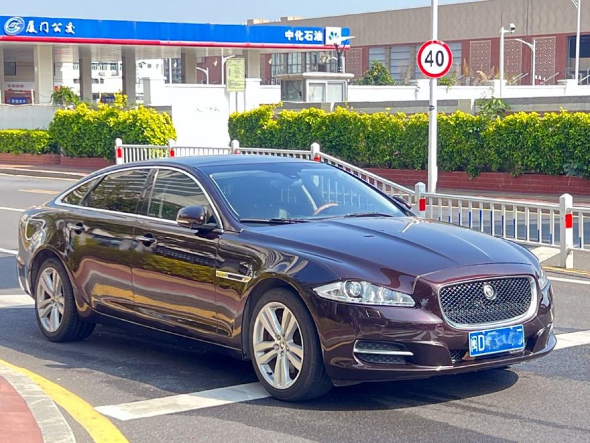 捷豹 XJ  2012款 XJL 3.0 全景商務(wù)版圖片