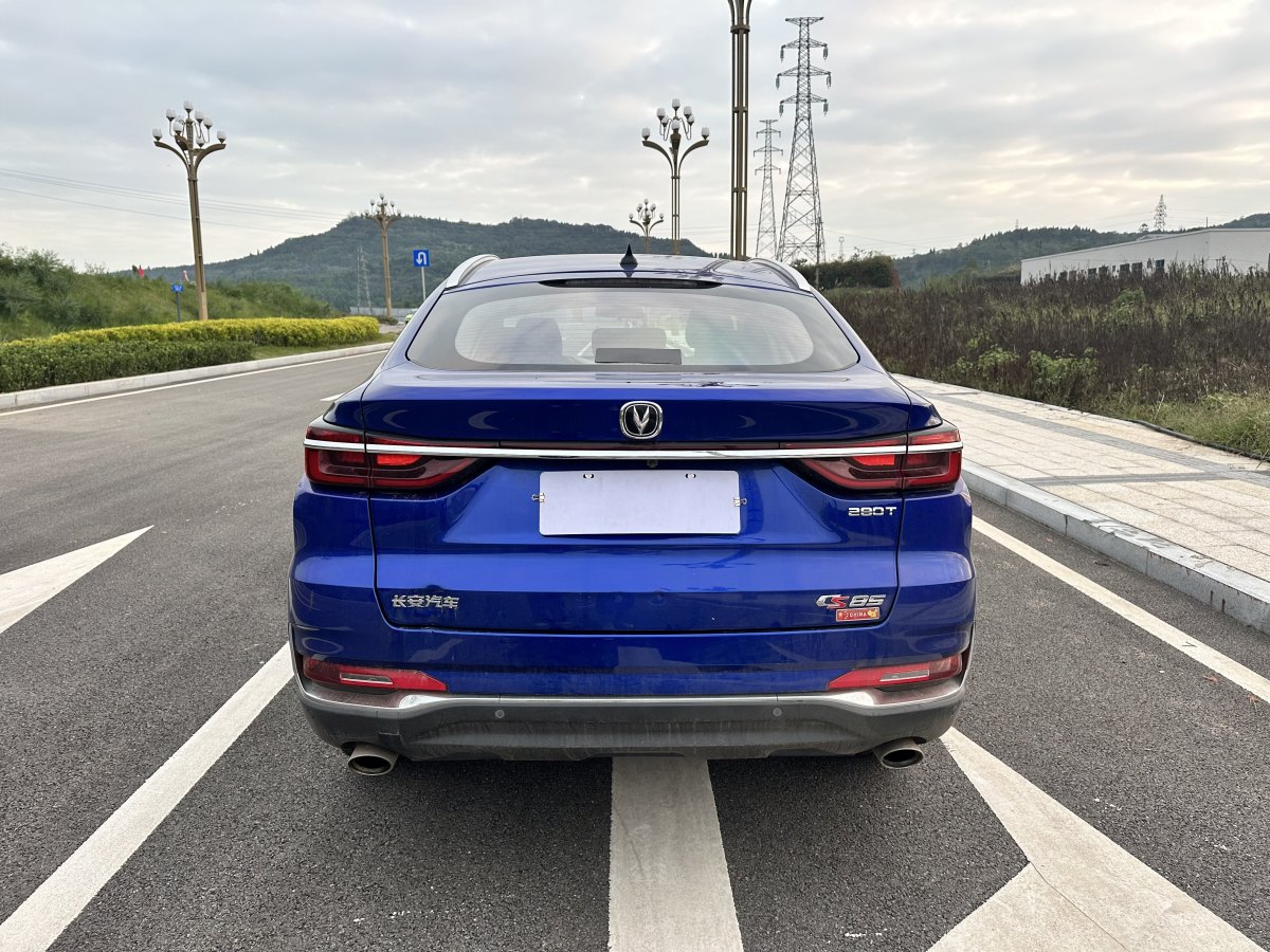 長(zhǎng)安 CS85 COUPE  2019款  1.5T 動(dòng)版 國(guó)VI圖片