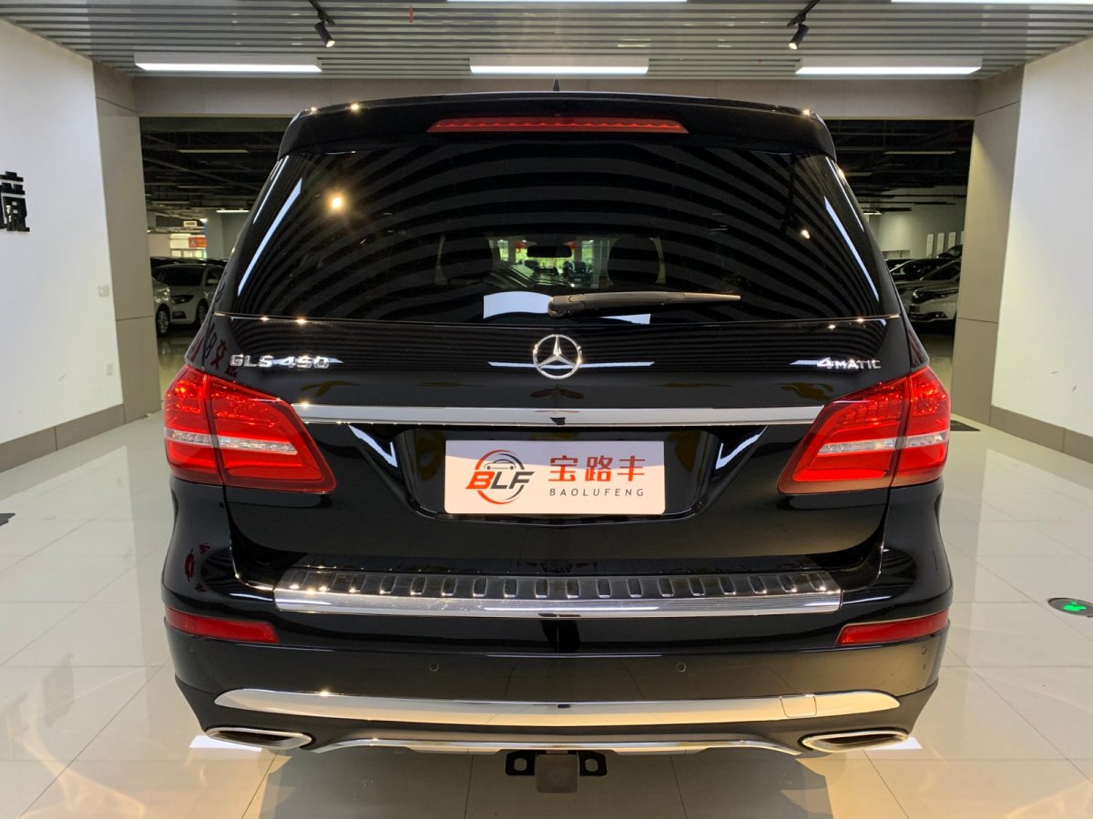 奔驰 奔驰GLS  2018款 GLS450 4MATIC 3.0T 美规版图片