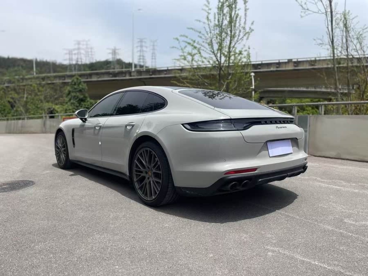 保時(shí)捷 Panamera  2023款 改款 Panamera 2.9T 鉑金版圖片