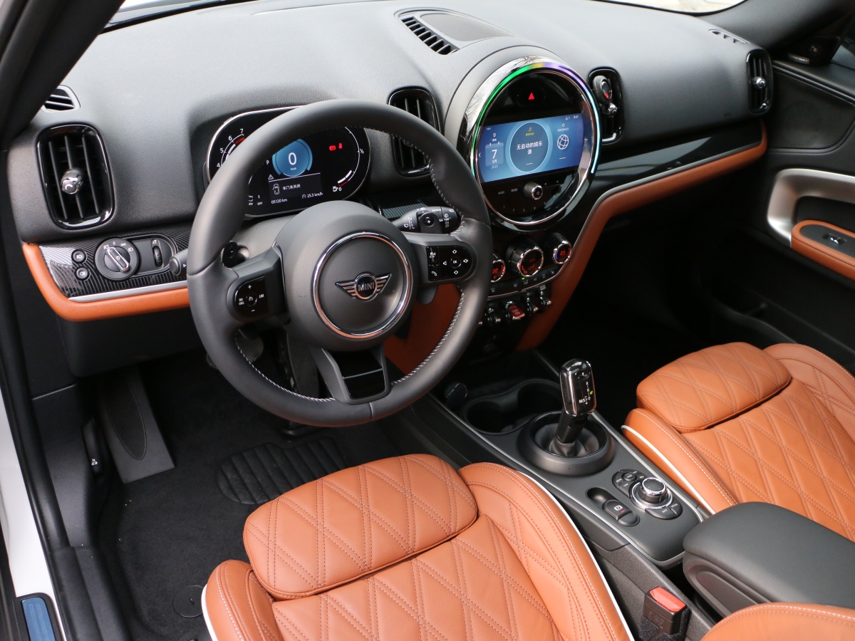 MINI COUNTRYMAN  2023款 改款二 2.0T COOPER S ALL4 鑒賞家圖片