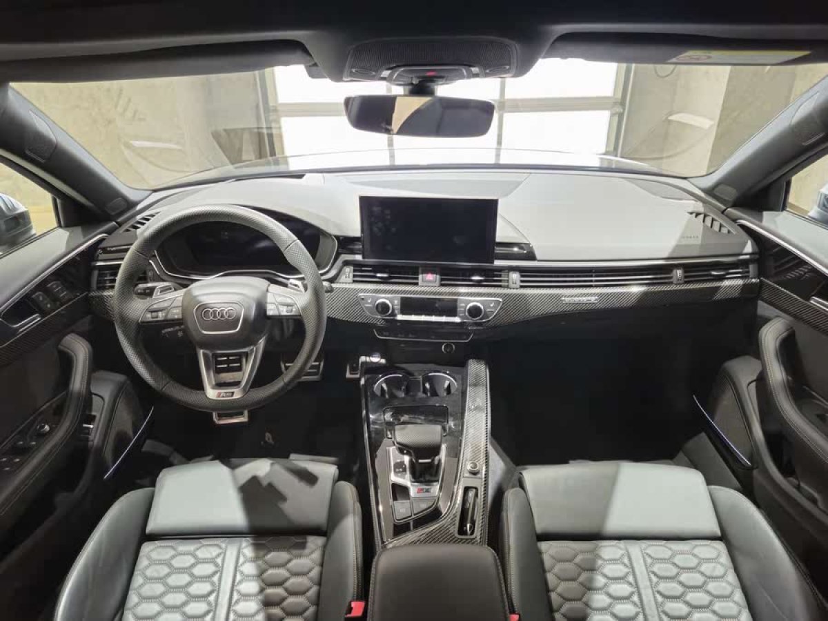 奧迪 奧迪RS 4  2023款 RS4 Avant 暗金版圖片