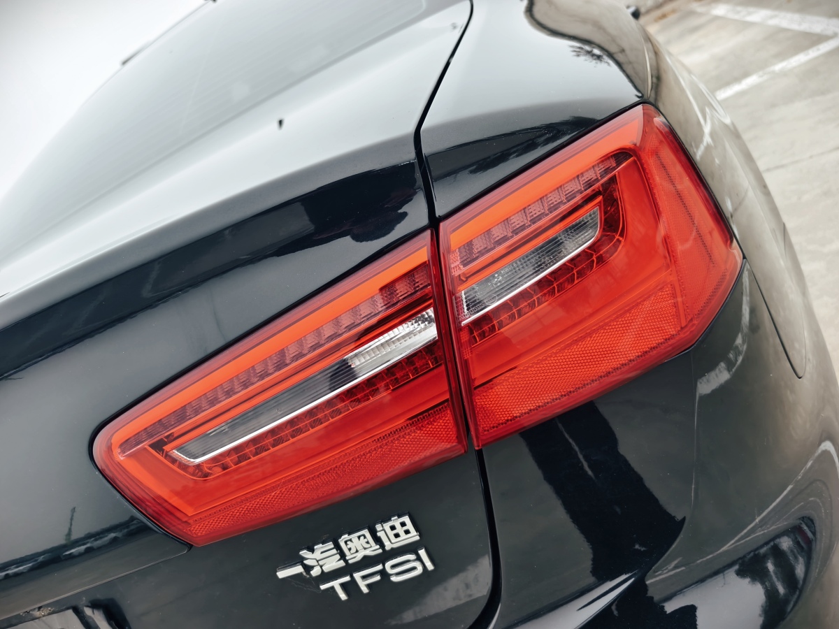 奧迪 奧迪A6L  2014款 TFSI 標(biāo)準(zhǔn)型圖片