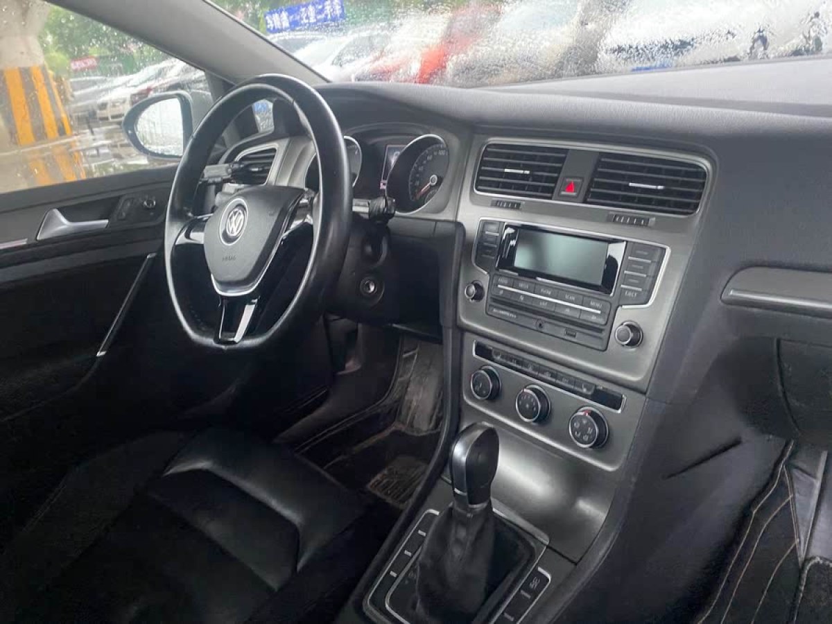 大眾 高爾夫  2015款 1.6L 自動(dòng)舒適型圖片