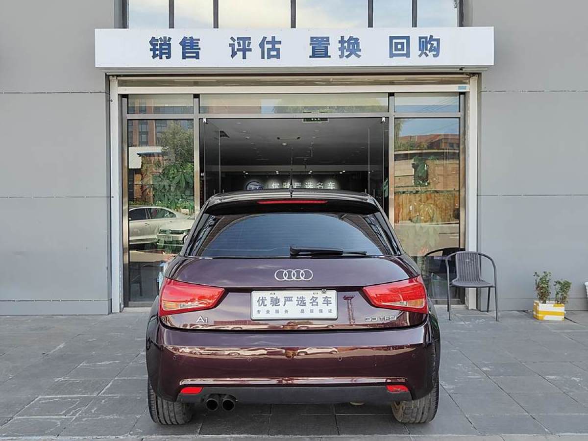 奧迪 奧迪A1  2014款 30 TFSI Sportback時(shí)尚型圖片