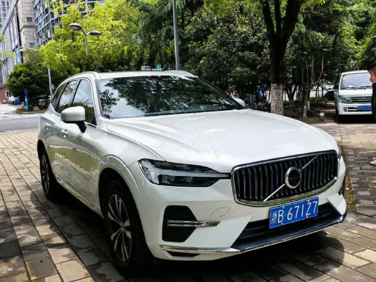 沃爾沃 XC60  2022款 B4 智行豪華版圖片