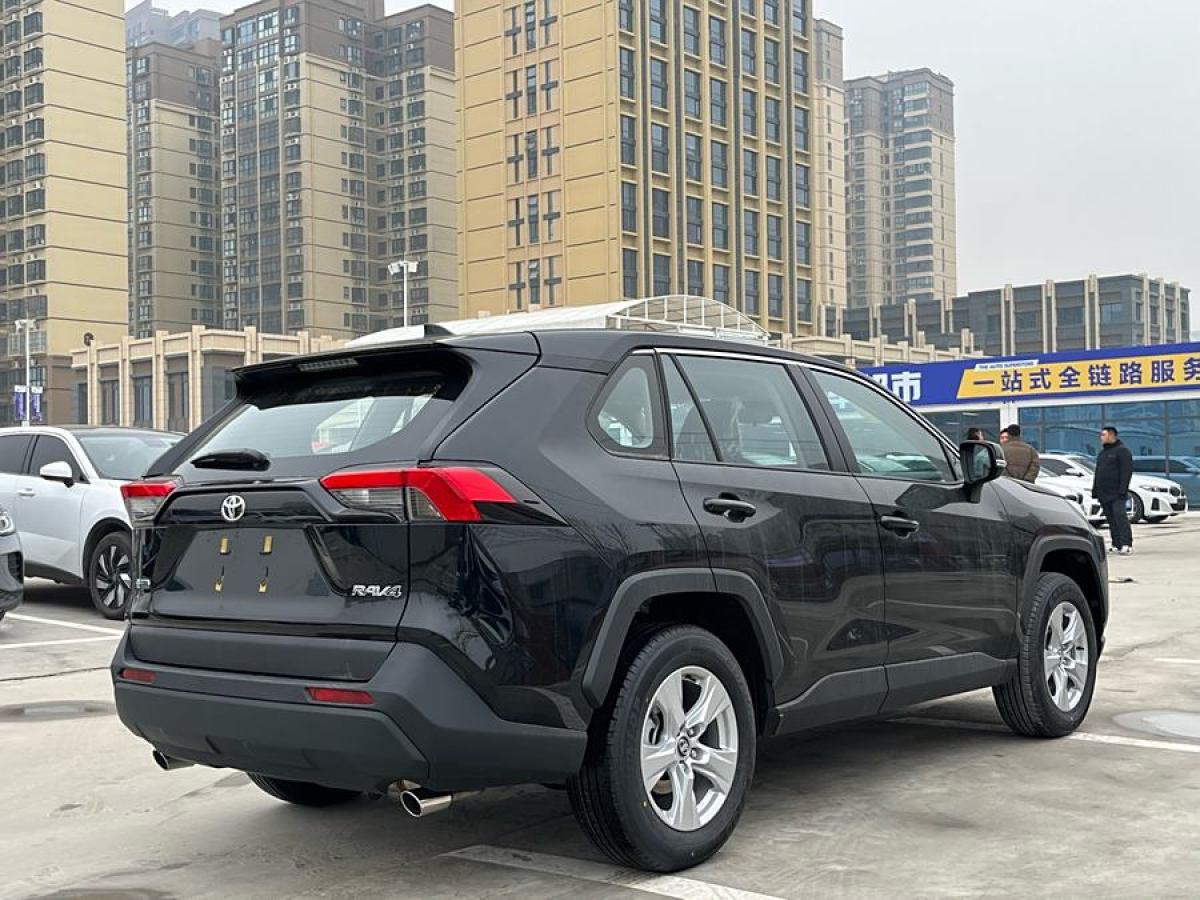 豐田 RAV4榮放  2024款 2.0L CVT兩驅(qū)都市版圖片