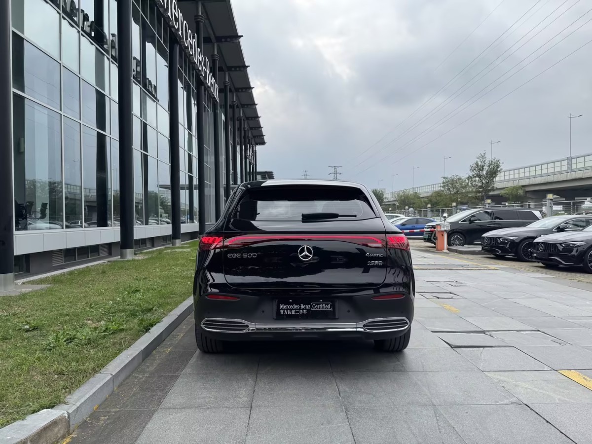 2024年6月奔馳 奔馳EQE SUV  2024款 350 4MATIC 豪華版