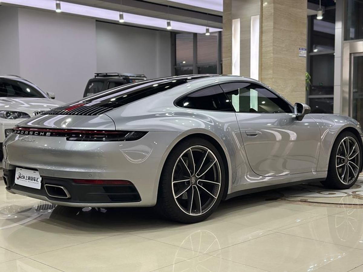 2023年2月保時(shí)捷 911  2023款 Carrera 4 3.0T