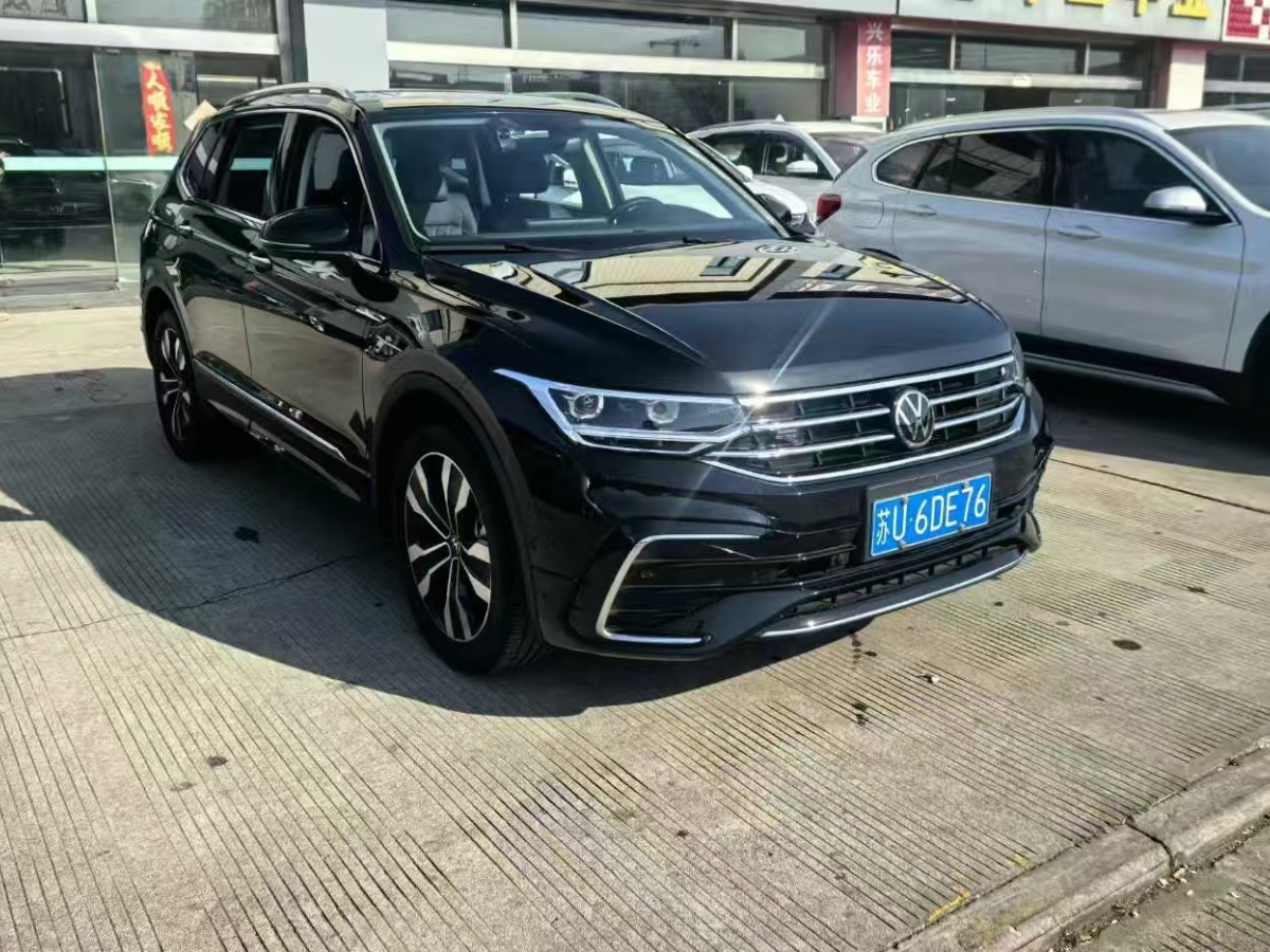 大眾 途觀L  2024款 330TSI 自動(dòng)兩驅(qū)R-Line越享版圖片