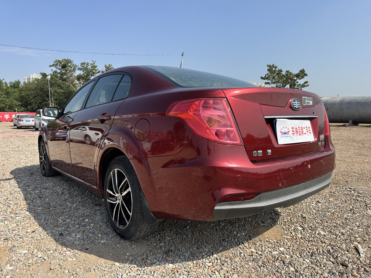 奔騰 B50  2013款 1.6L 手動豪華型圖片