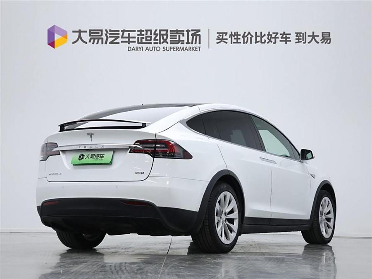 特斯拉 Model X  2016款 Model X 90D圖片