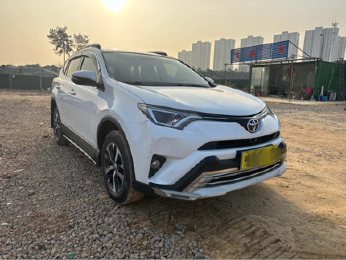 豐田 RAV4榮放  2016款 2.0L CVT兩驅(qū)舒適版圖片