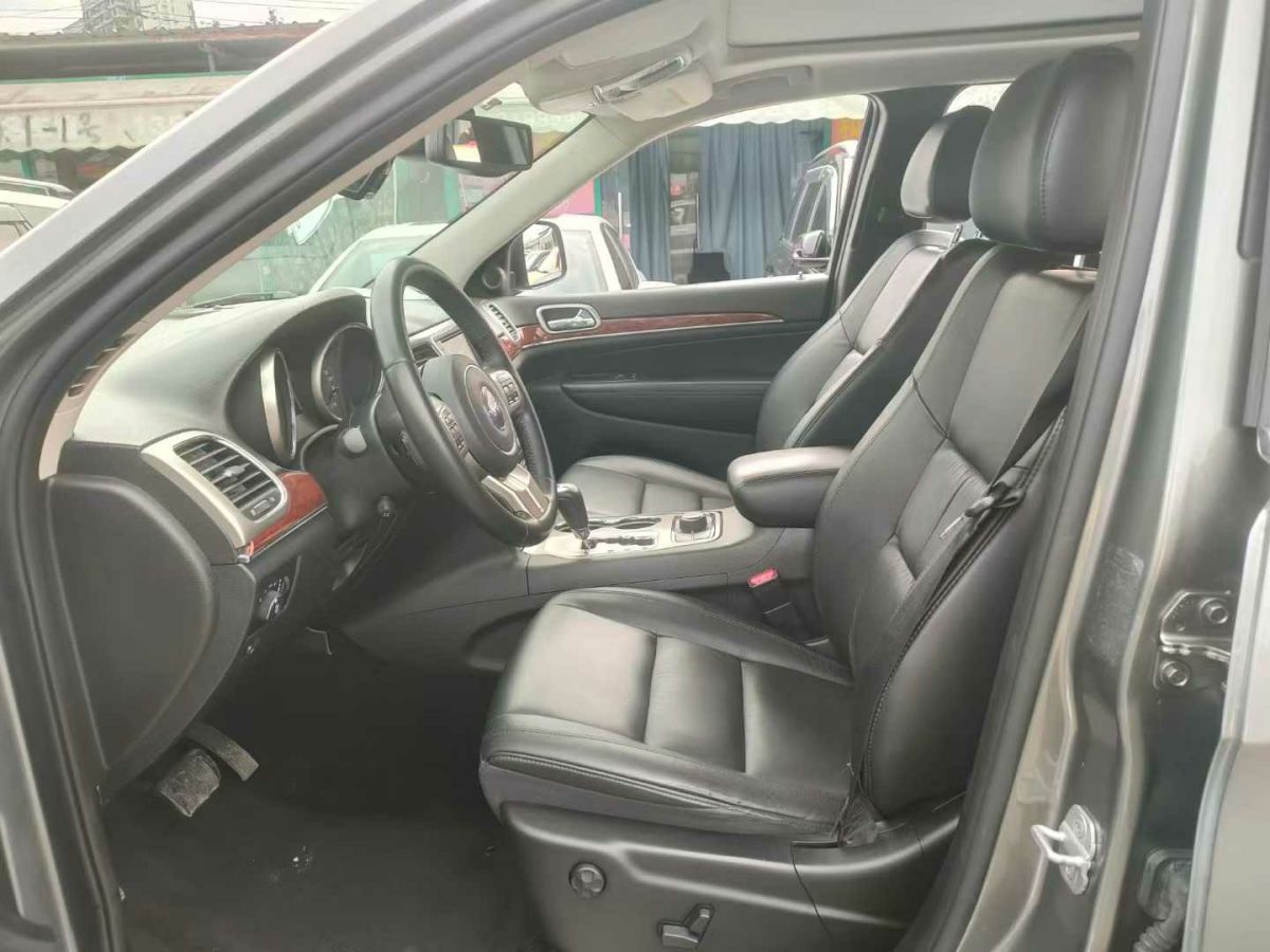Jeep 大切諾基  2013款 3.6L 旗艦尊崇版圖片