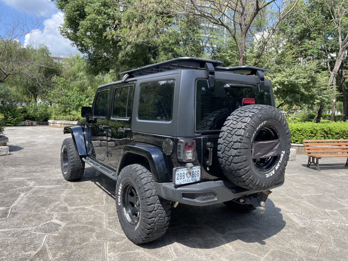2018年4月Jeep 牧马人  2017款 3.0L Sahara 四门舒享版