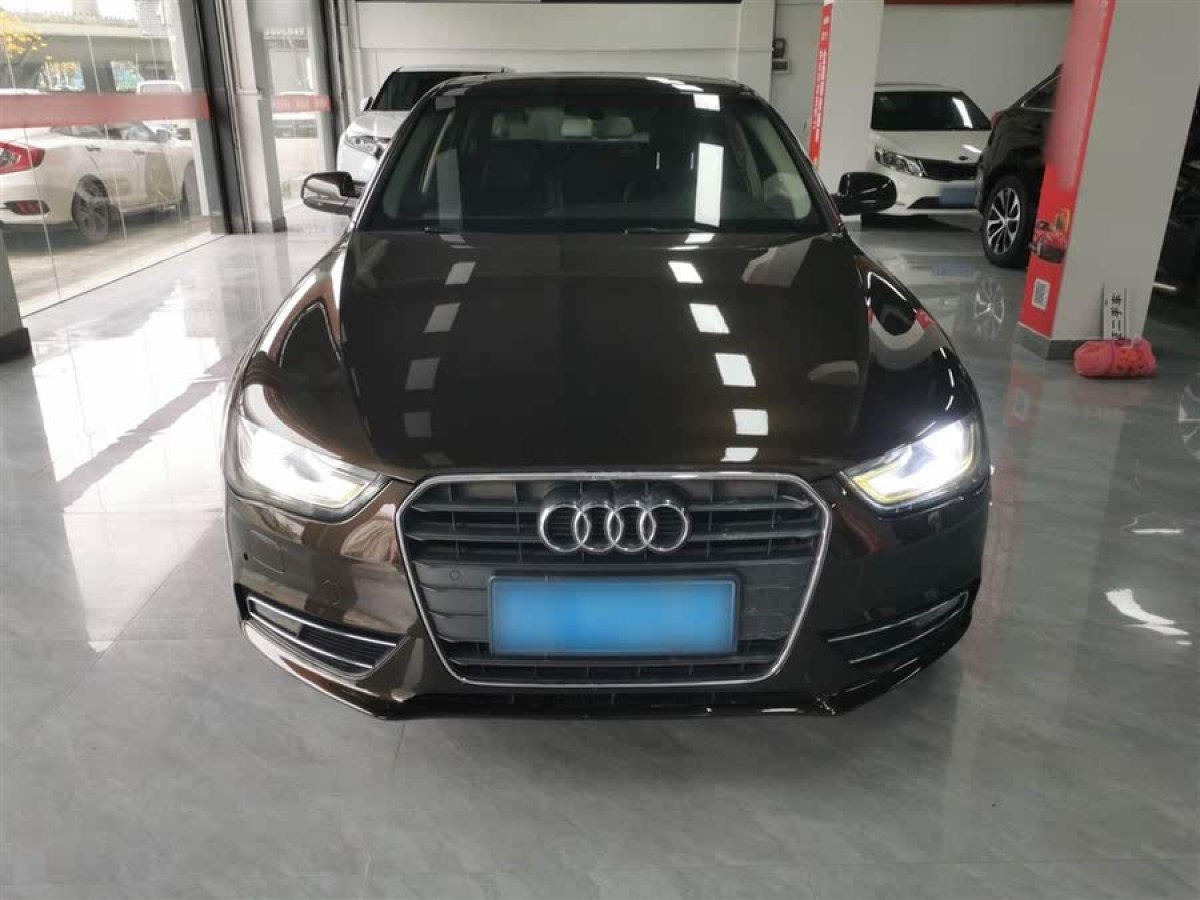 奧迪 奧迪A4L  2013款 35 TFSI 自動舒適型圖片
