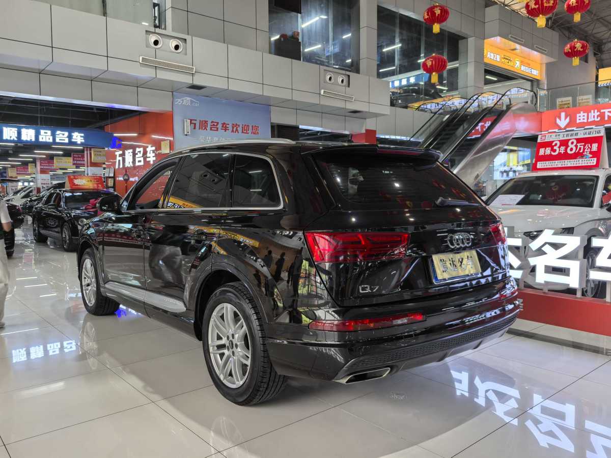 2019年12月奧迪 奧迪Q7  2019款 45 TFSI 舒適型