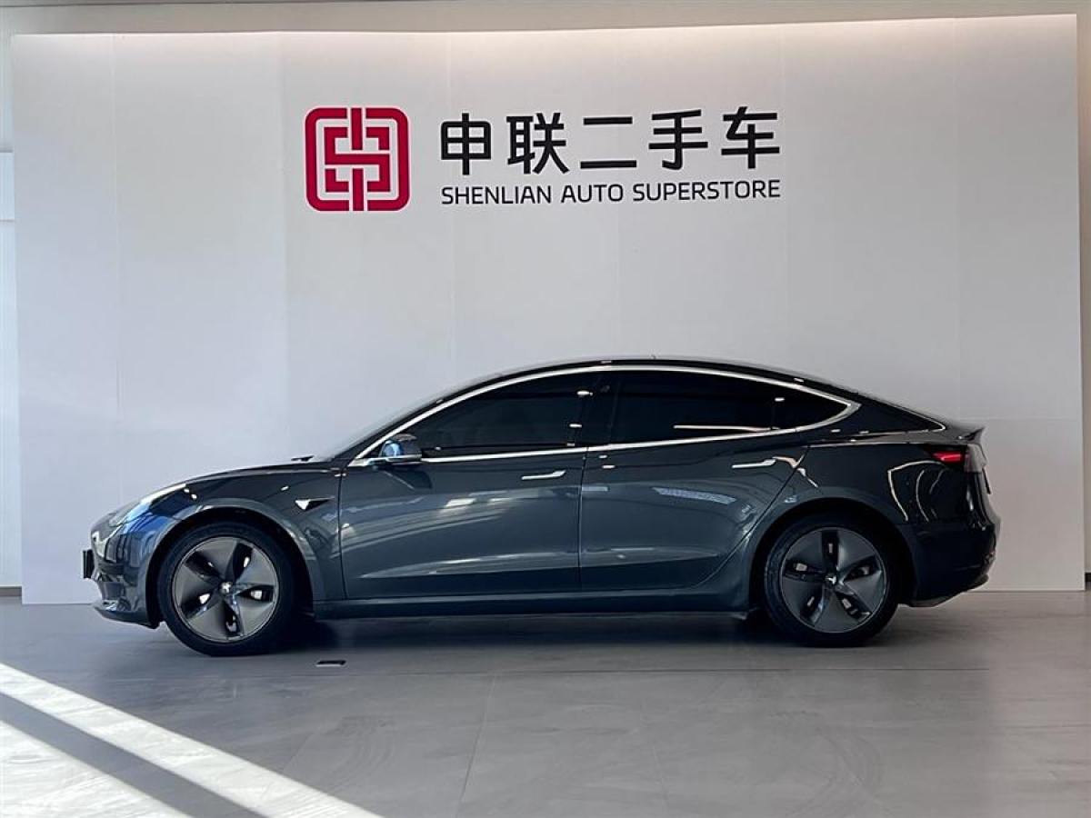 特斯拉 Model 3  2019款 標(biāo)準(zhǔn)續(xù)航后驅(qū)升級(jí)版圖片