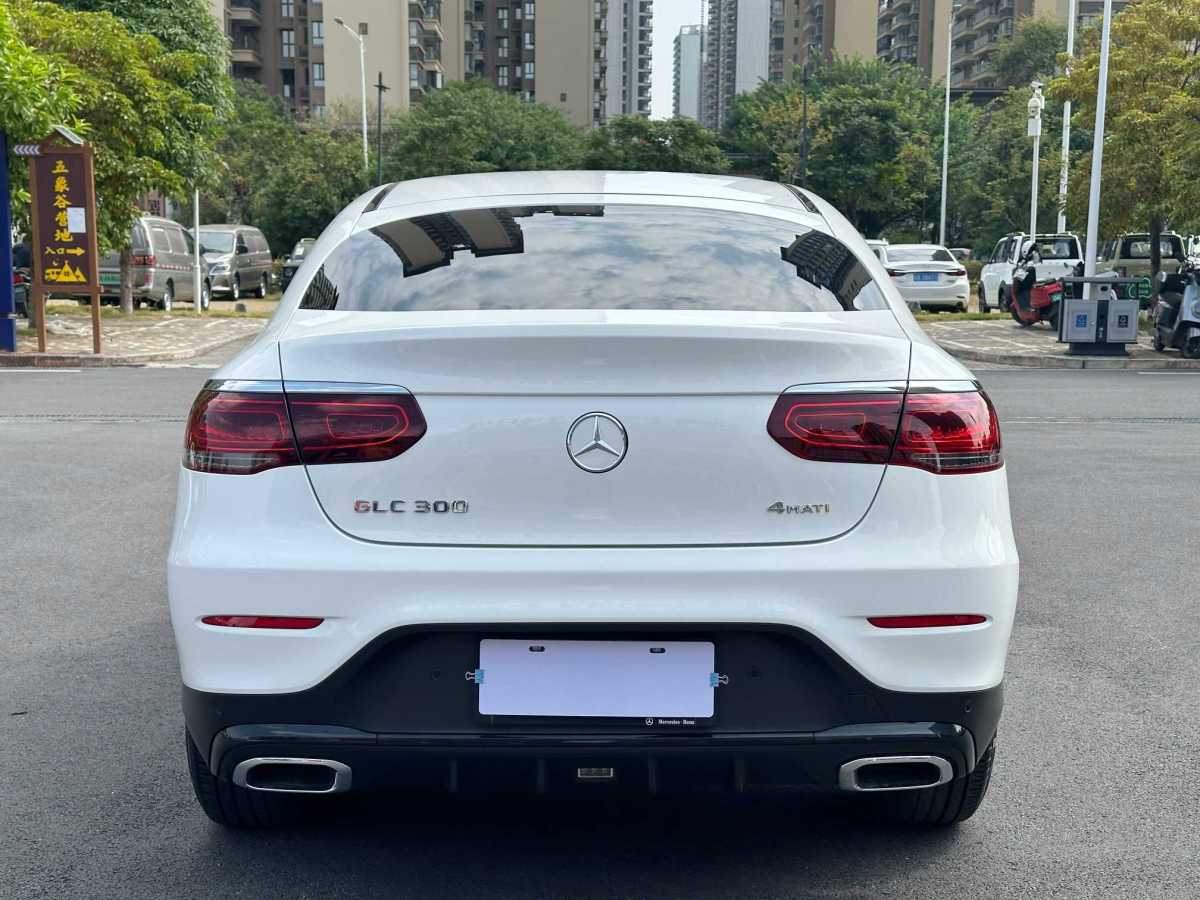 奔馳 奔馳GLC  2023款 GLC 300 4MATIC 轎跑SUV圖片