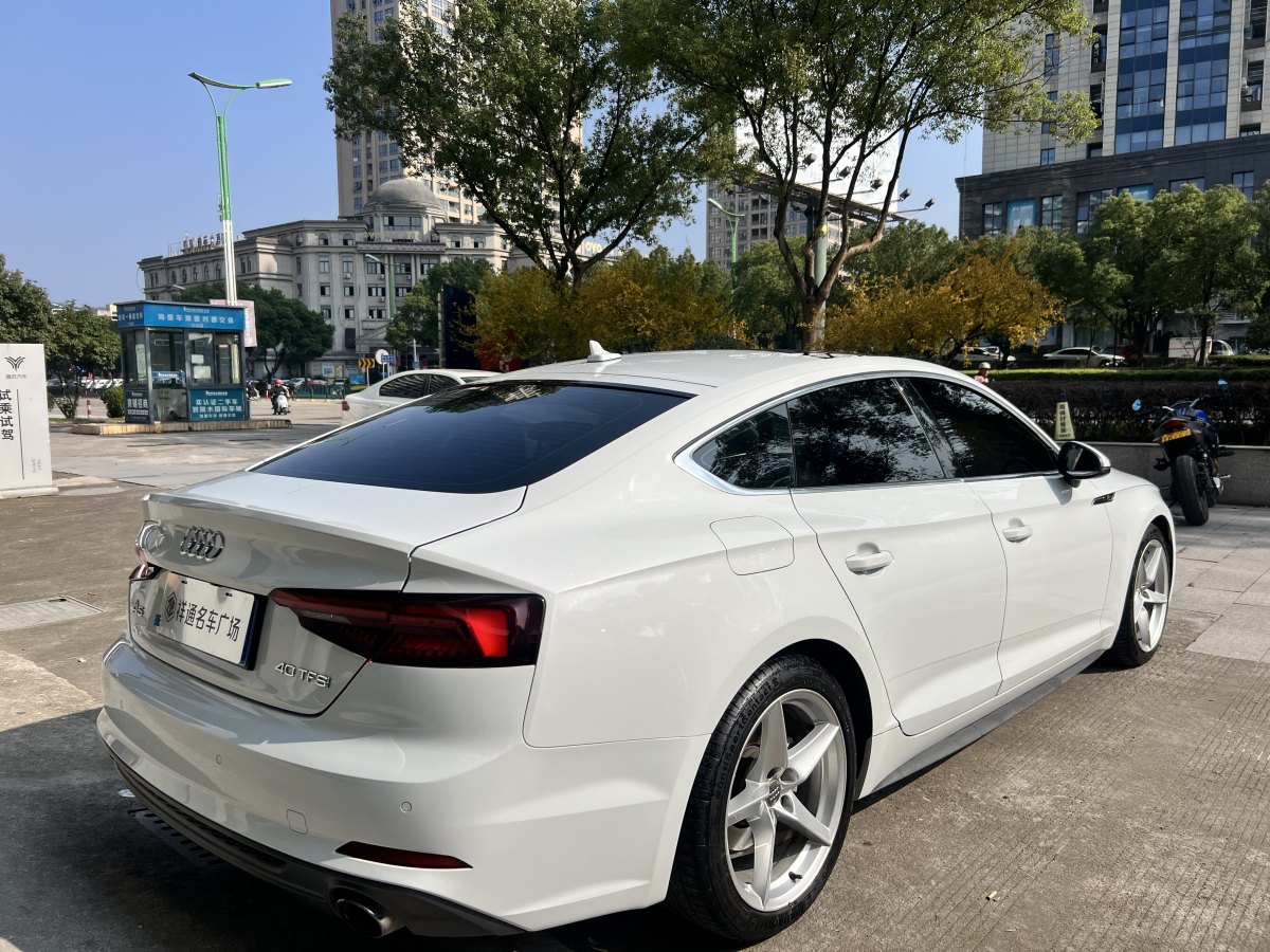 奧迪 奧迪A5  2019款 Sportback 40 TFSI 時(shí)尚型圖片