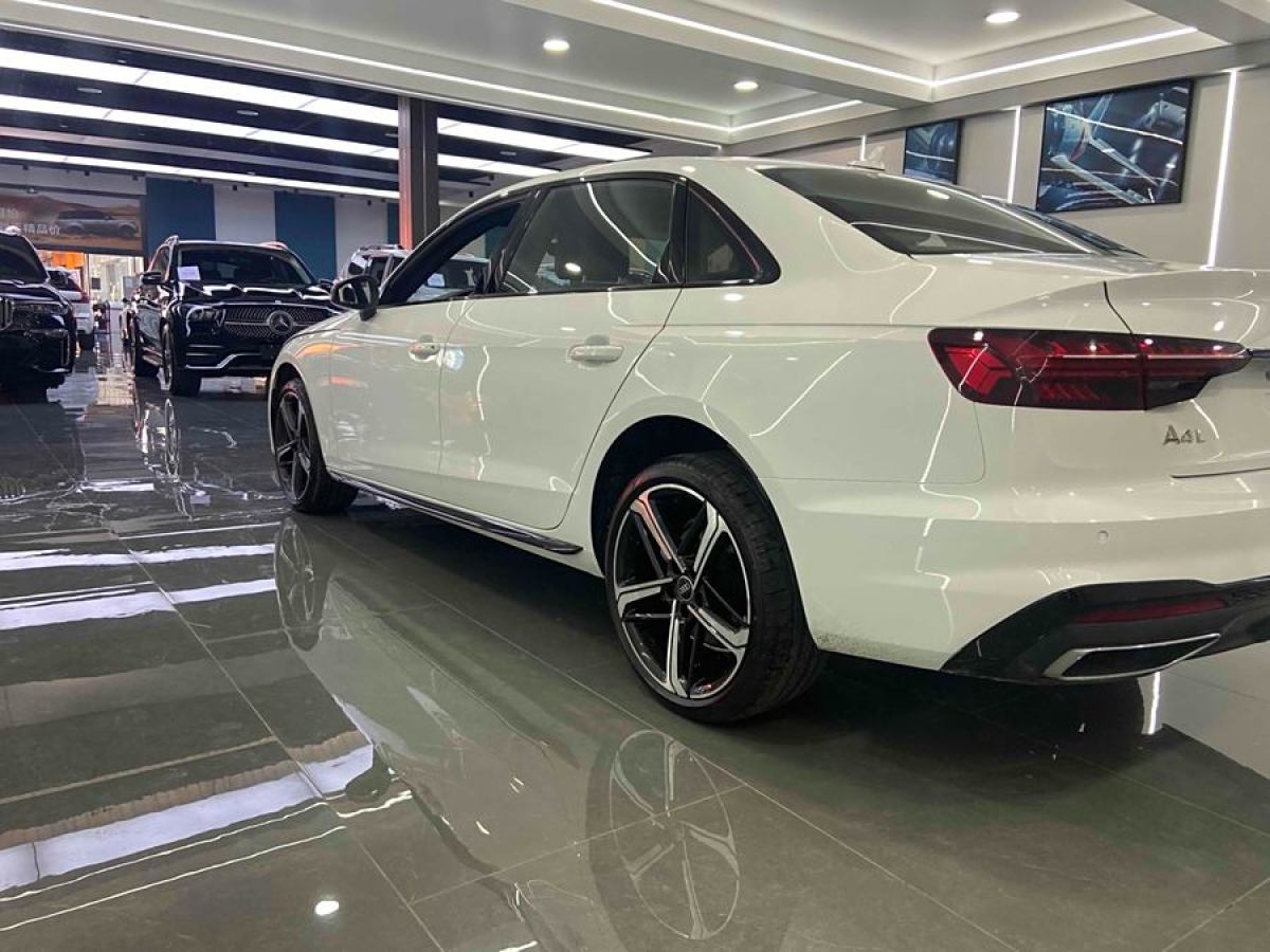 奧迪 奧迪A4L  2024款 40 TFSI 豪華動(dòng)感型圖片