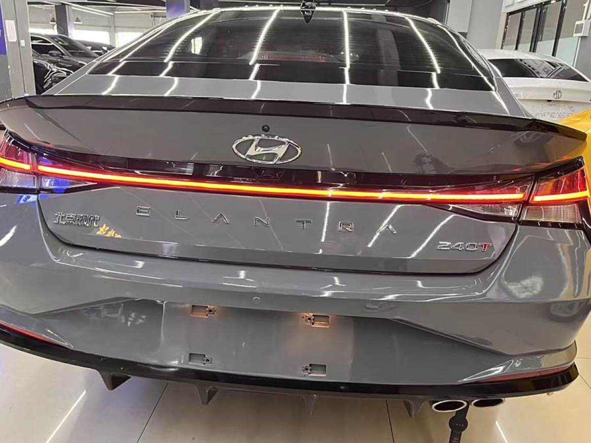 現(xiàn)代 伊蘭特  2022款 1.5L CVT LUX尊貴版圖片