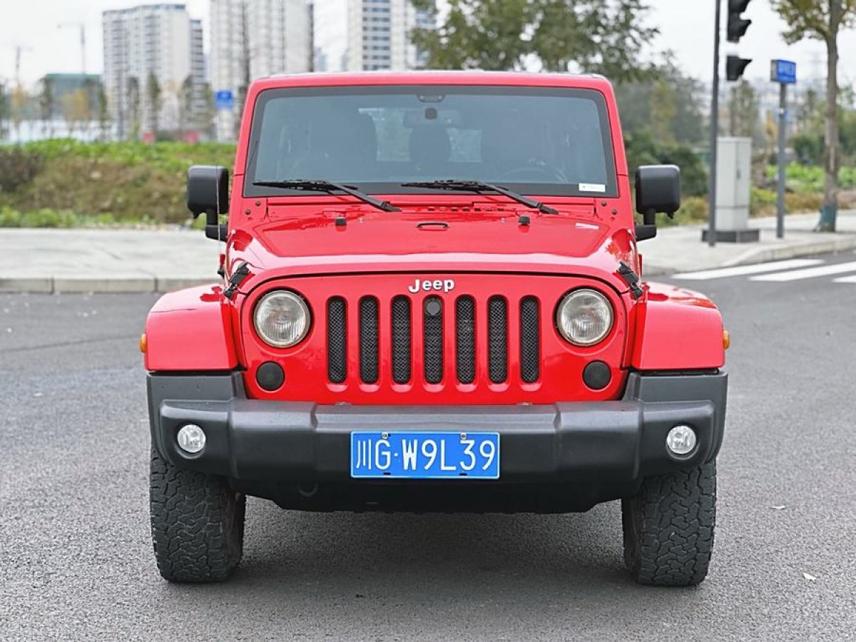 Jeep 牧馬人  2015款 2.8TD Sahara 四門版圖片