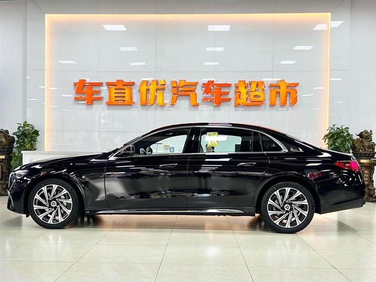 奔馳 奔馳E級(jí)  2019款 改款 E 300 L 豪華型圖片