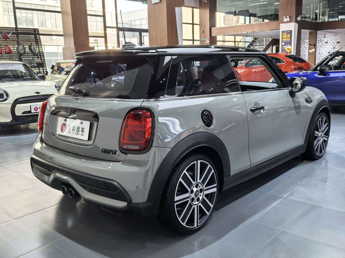 2023年4月MINI MINI  2023款 2.0T COOPER S 藝術(shù)家