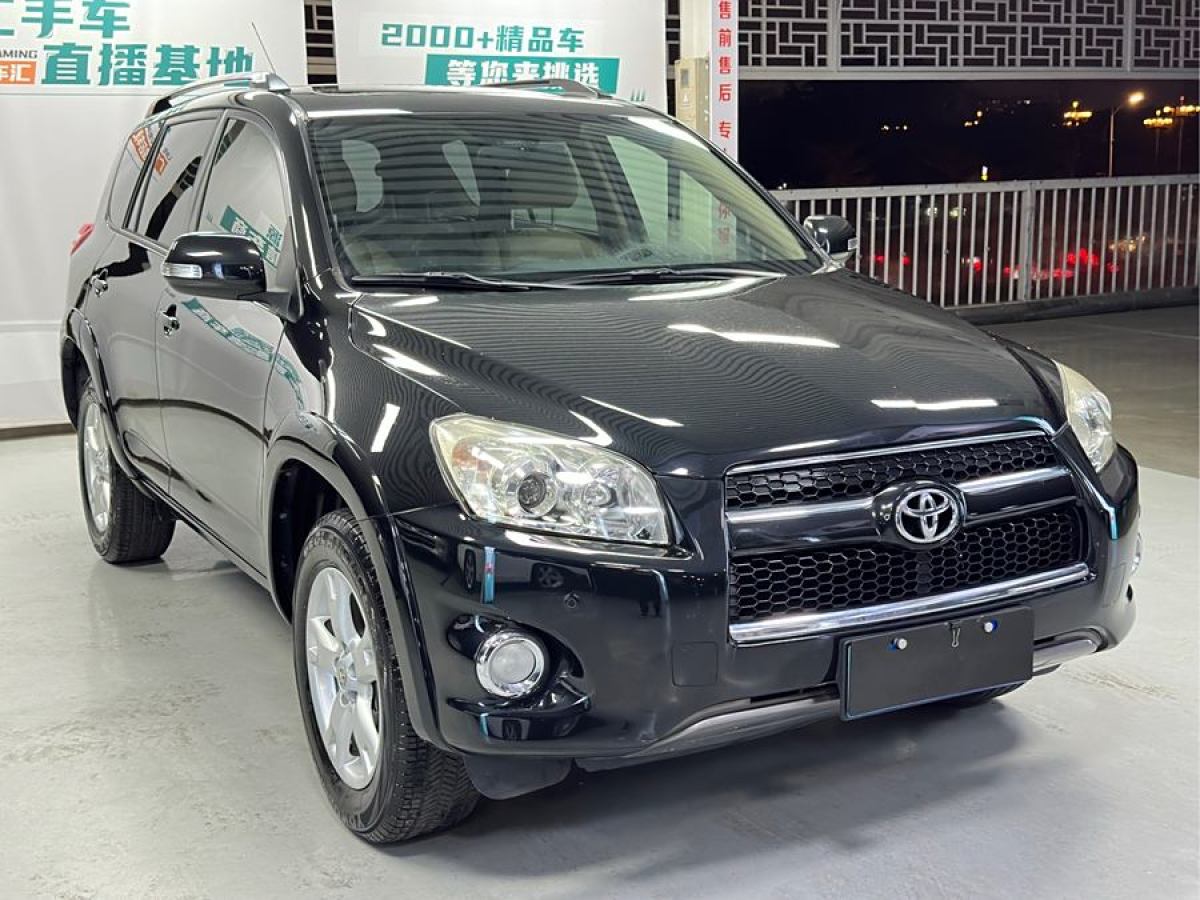 2013年1月豐田 RAV4榮放  2011款 2.0L 自動豪華版