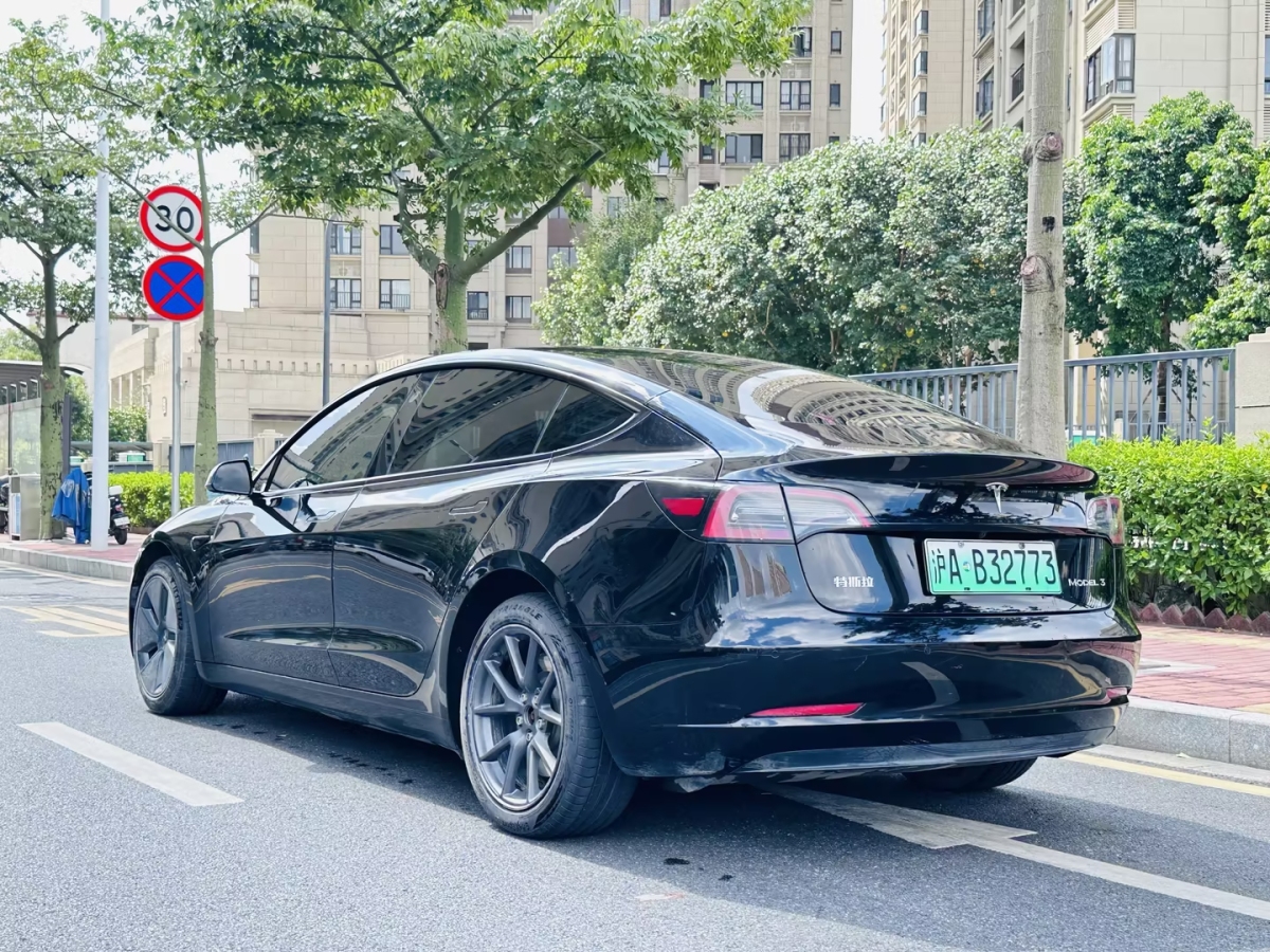 特斯拉 Model 3  2022款 改款 后輪驅(qū)動版圖片