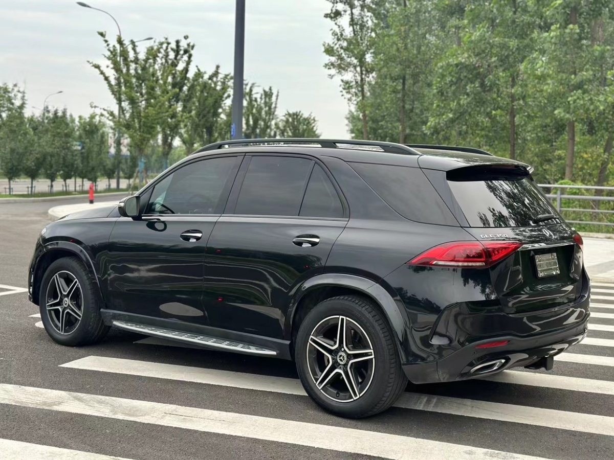 奔馳 奔馳GLE  2020款  GLE 350 4MATIC 時(shí)尚型圖片