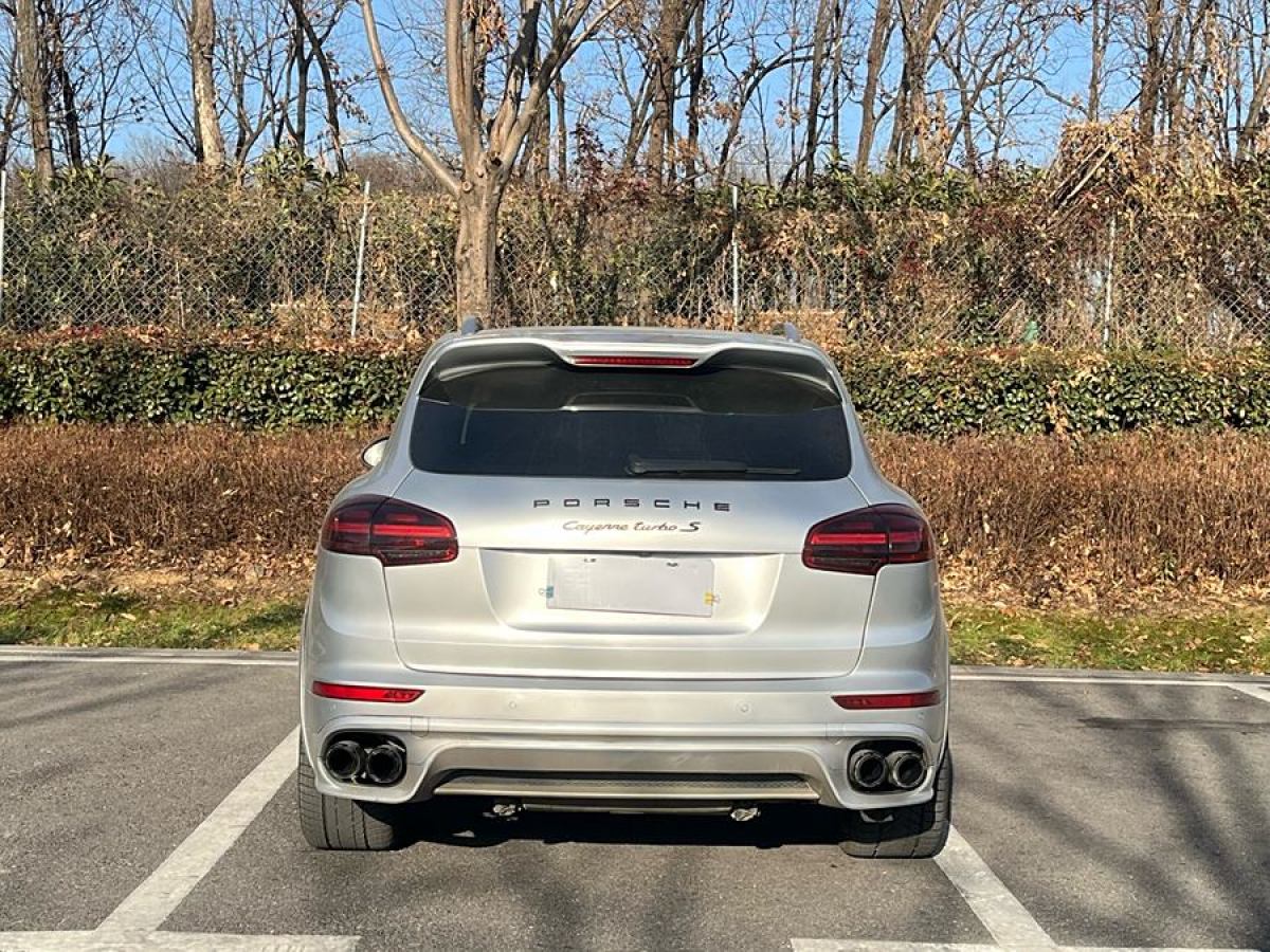 保時(shí)捷 Cayenne  2011款 Cayenne Turbo 4.8T圖片